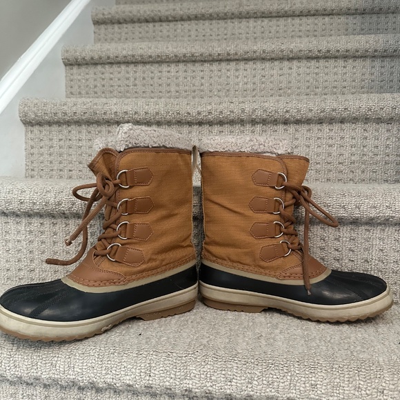 Men’s Sorel Winter boots size 8 - Picture 3 of 6